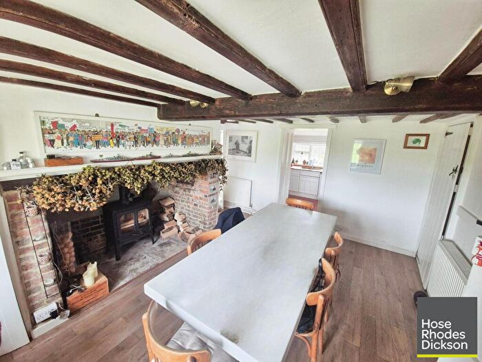3 Bedroom Detached House To Rent In Five Houses Lane, Calbourne, PO30