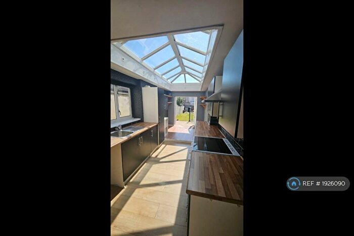 2 Bedroom Terraced House To Rent In Winchester Road, Southsea, PO2