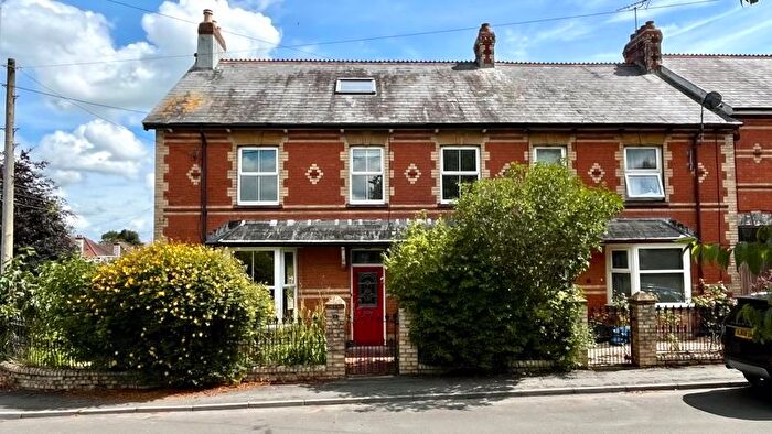 5 Bedroom End Of Terrace House To Rent In Ashfield Terrace, Forton Road, Chard, Somerset, TA20