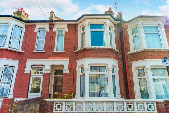 1 Bedroom Flat To Rent In Strone Road, London, E12