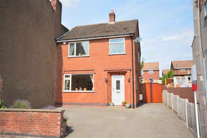 3 Bedroom Detached House To Rent In Brook Lane, Ripley DE5