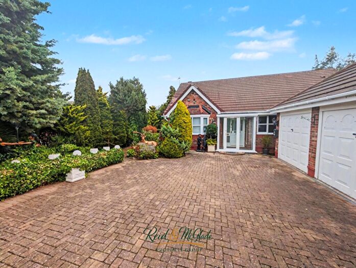 3 Bedroom Detached Bungalow For Sale In Y Waen, Flint Mountain, CH6