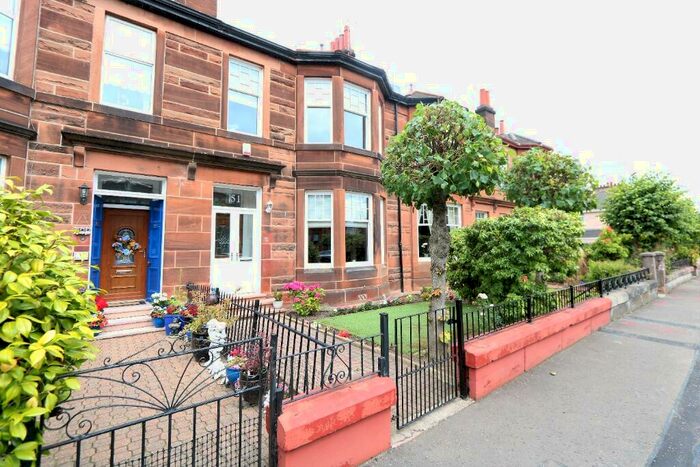 3 Bedroom Terraced House To Rent In Third Avenue, Glasgow, G44