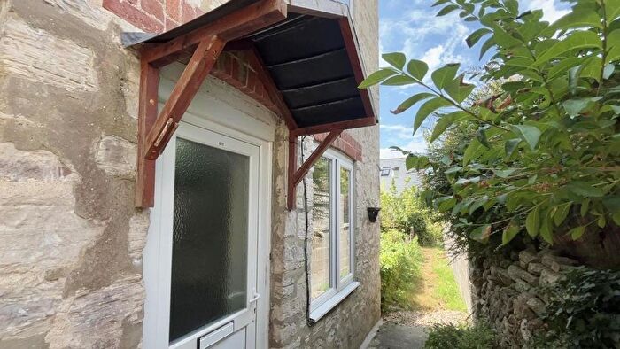 2 Bedroom Property For Sale In Dorchester Road, Weymouth, DT3