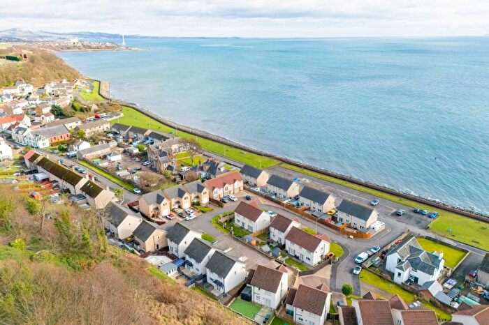 3 Bedroom Detached House For Sale In Pearl View, Kirkcaldy, KY1