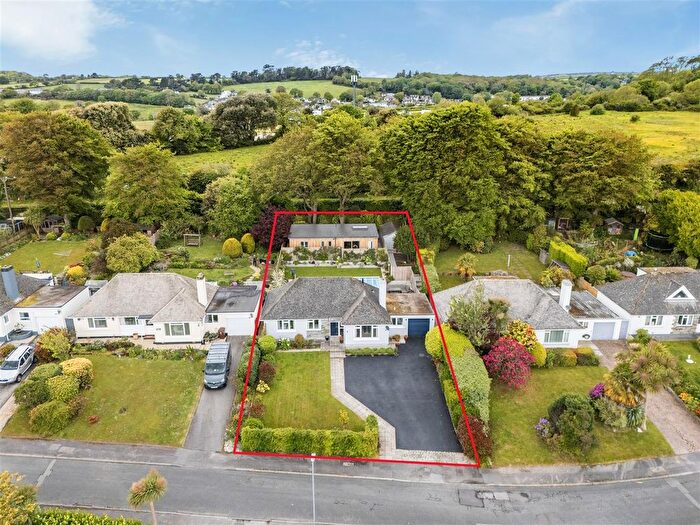 5 Bedroom Detached Bungalow For Sale In Roscarrack Close, Falmouth, TR11