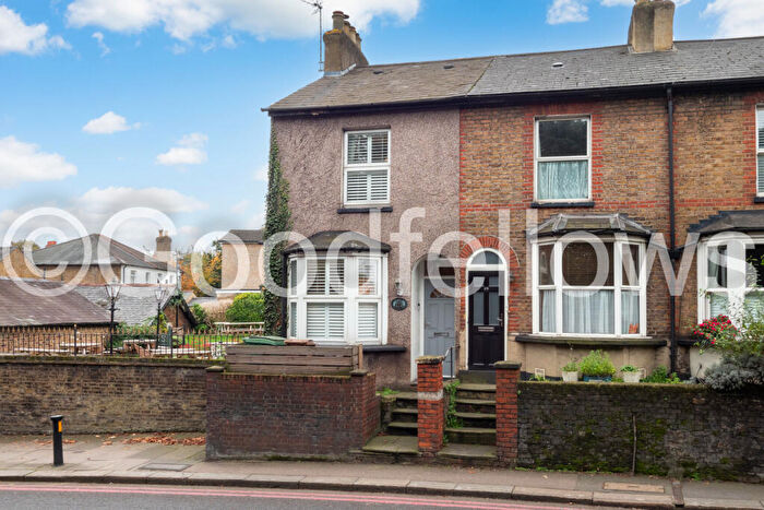 2 Bedroom End Of Terrace House To Rent In Carshalton Road, Carshalton, SM5