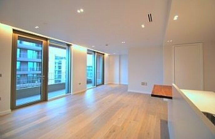 2 Bedroom Flat To Rent In Tapestry Apartments, Canal Reach, London N1C