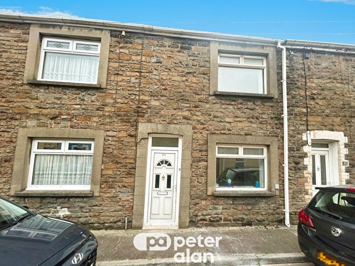 3 Bedroom Property To Rent In Henry Street, Neath, SA11