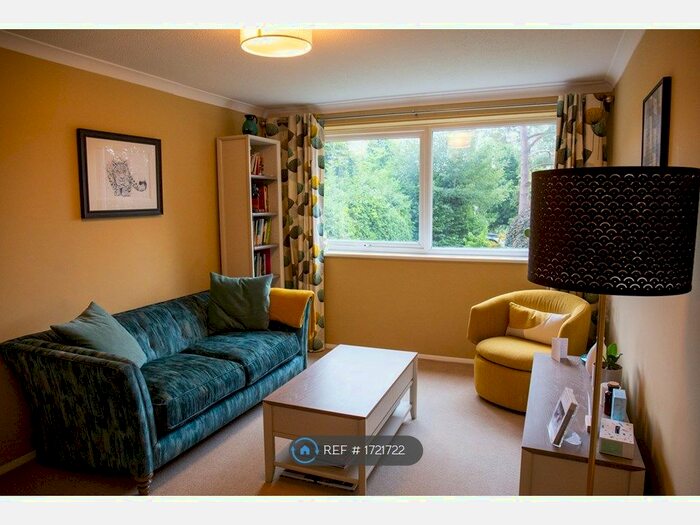 1 Bedroom Flat To Rent In Rossiter Lodge, Guildford, GU1