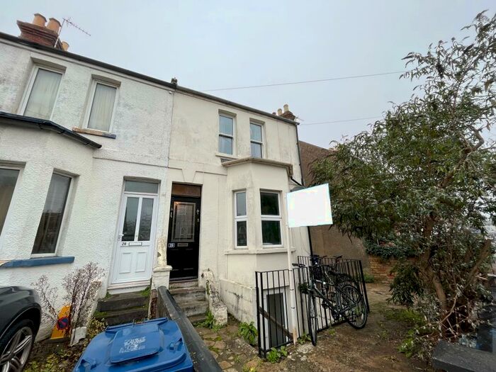 5 Bedroom Semi-Detached House To Rent In James Street, Oxford, Hmo Ready Sharers, OX4