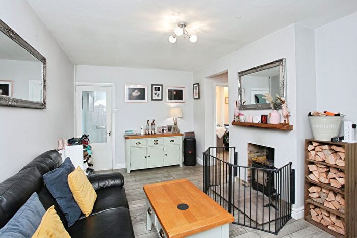 3 Bedroom End Terrace House For Sale In Shakespeare Road, Cwmbran, NP44