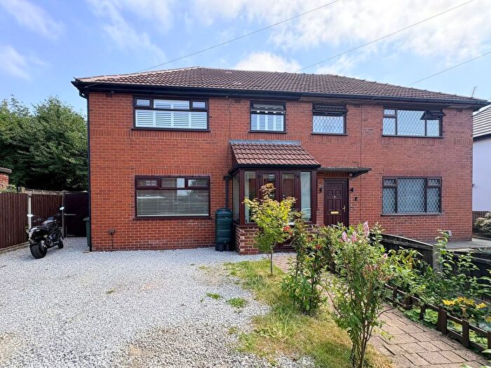 3 Bedroom Semi-Detached House For Sale In Staton Avenue, Bolton, BL2