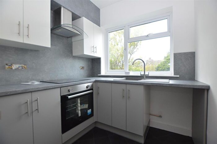 2 Bedroom Flat To Rent In Glenmore Gardens, Norwich, NR3