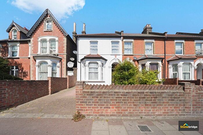 4 Bedroom End Terrace House For Sale In Romford Road, Forest Gate, E7
