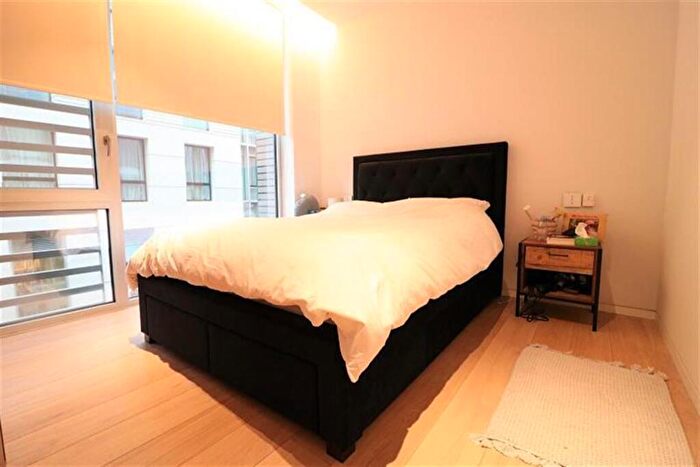 1 Bedroom Apartment For Sale In Vicary House, London, EC1A