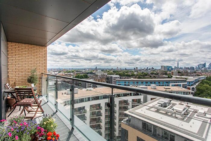 2 Bedroom Flat For Sale In Grand Regent Tower, Bethnal Green, E2