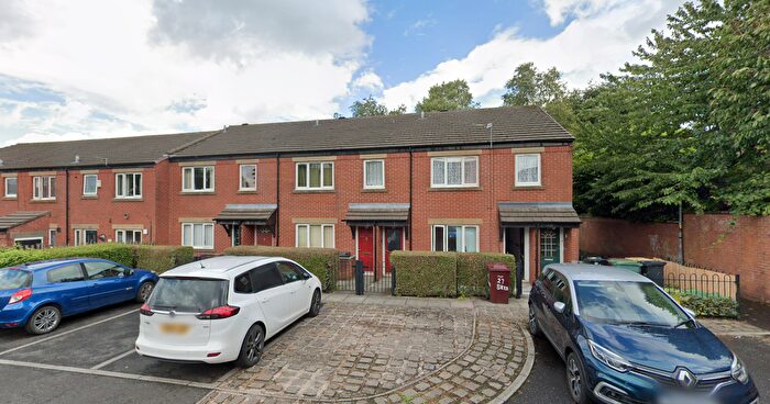 1 Bedroom Flat To Rent In Bredbury Drive, Bolton, BL4