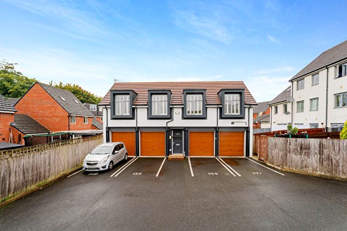 2 Bedroom Detached House To Rent In Christie Lane, Salford, M7