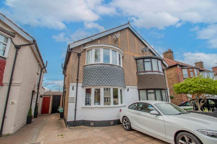 2 Bedroom Semi-Detached House To Rent In Lyme Road, Welling, DA16