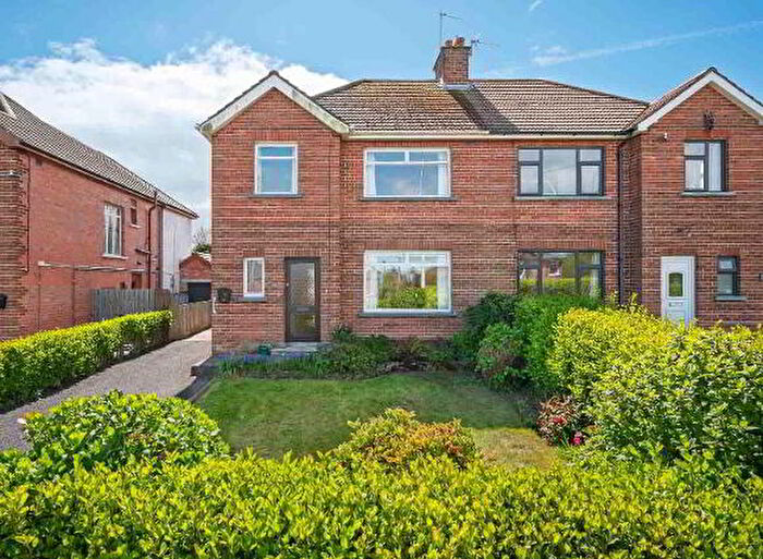 3 Bedroom Semi-Detached House For Sale In Crawfordsburn Road, Bangor, BT20