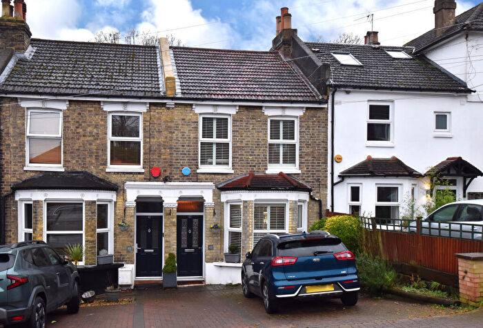 3 Bedroom Terraced House For Sale In Canterbury Grove, SE27