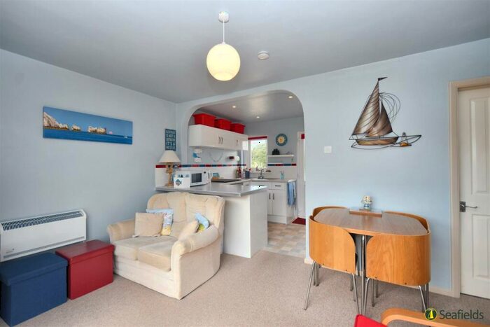 2 Bedroom Semi-Detached Bungalow For Sale In Duver Road, Seaview, PO34