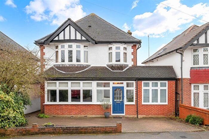 4 Bedroom Detached House For Sale In The Greenway, Epsom, KT18