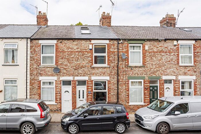 2 Bedroom Terraced House To Rent In Kitchener Street, York, YO31