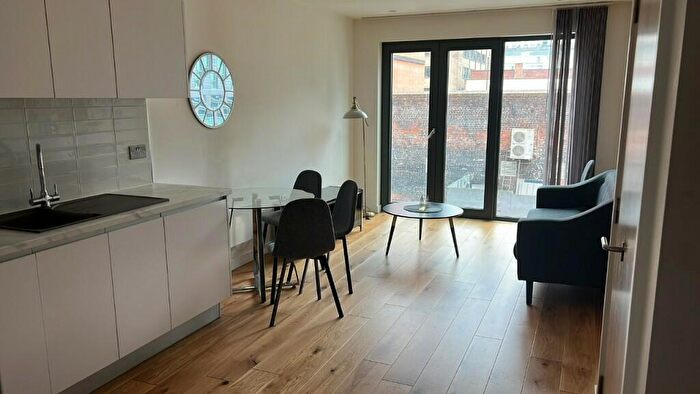 1 Bedroom Apartment To Rent In Windmill Street, Birmingham, B1