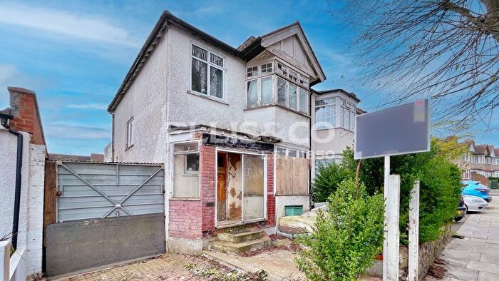 3 Bedroom End Terrace House For Sale In Sudbury Heights Avenue, Greenford, UB6