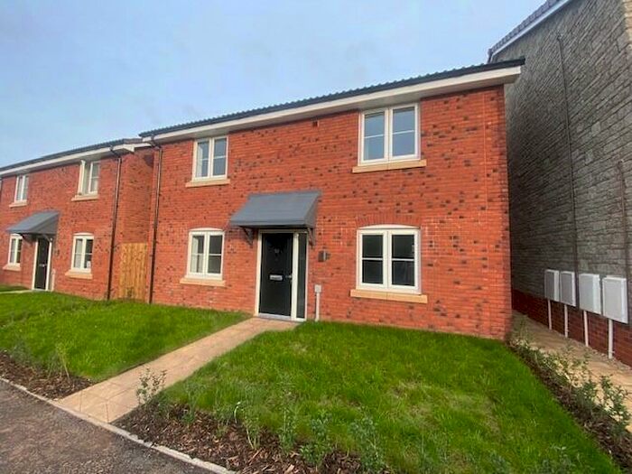 4 Bedroom House To Rent In Shrub Leaze, Stoke Gifford, Bristol, BS34