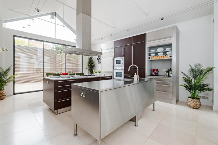 4 Bedroom House For Sale In Duncan Terrace, London, N1