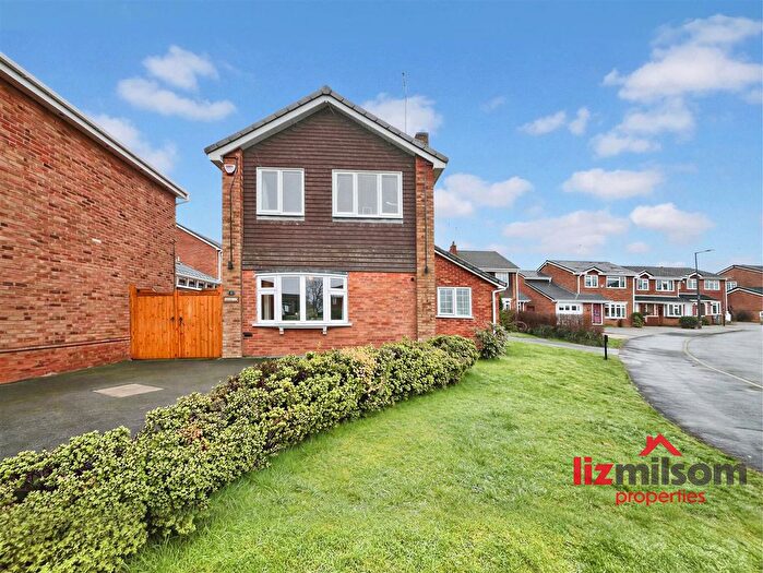 3 Bedroom Detached House For Sale In Nightingale Drive, Woodville, DE11