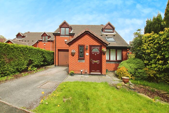 3 Bedroom Detached House To Rent In Avoncliff Close, Bolton, BL1