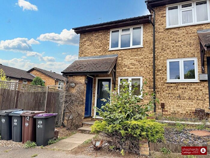 2 Bedroom Semi-Detached House To Rent In Ladywood Road, Hertford, SG14