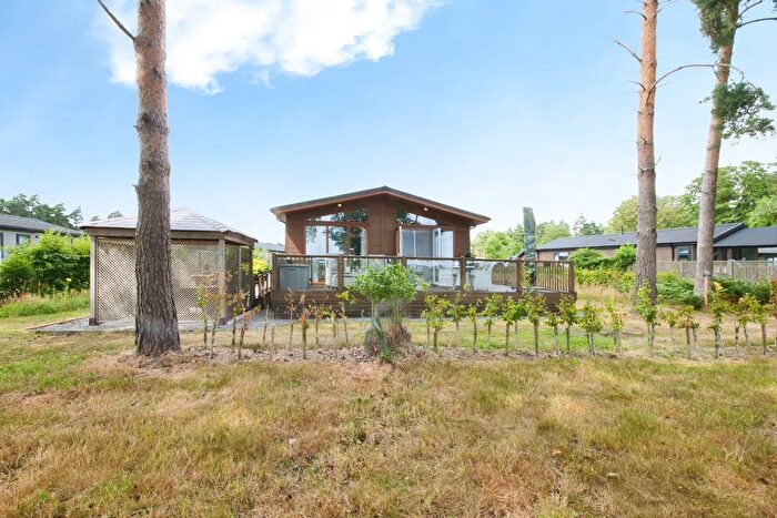 2 Bedroom Bungalow For Sale In Forest Retreat, Hollicars Holiday Park, York Road, York, YO19
