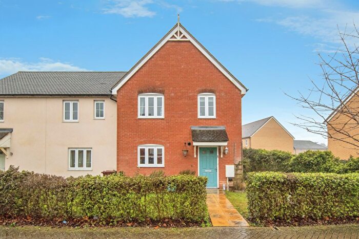 4 Bedroom Semi Detached House For Sale In Foundation Way, Colchester, CO2