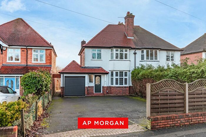 3 Bedroom Semi Detached House For Sale In Feckenham Road, Headless Cross, Redditch, Worcestershire, B97
