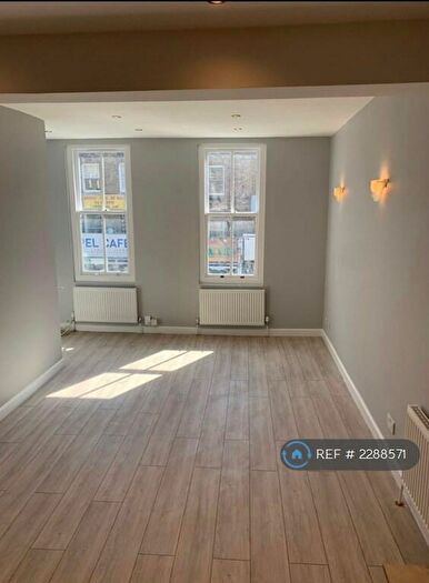 2 Bedroom Flat To Rent In Chapel Market, London, N1