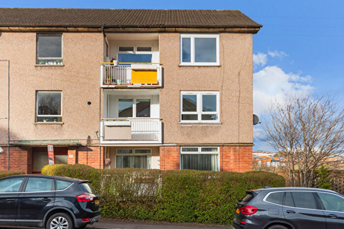2 Bedroom Flat For Sale In / Balcarres Avenue, Kelvindale, G12