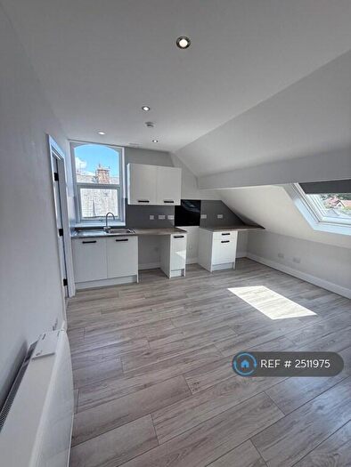 1 Bedroom Flat To Rent In East Parade, Harrogate, HG1