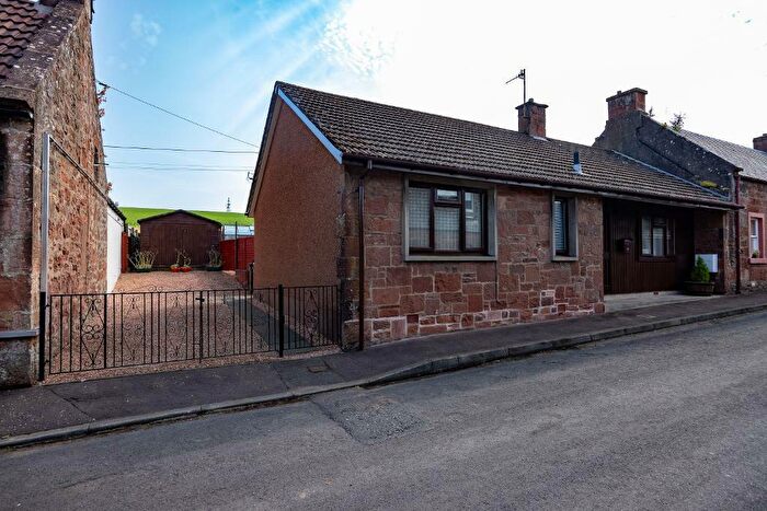 2 Bedroom Bungalow For Sale In Skene Street, Strathmiglo, KY14