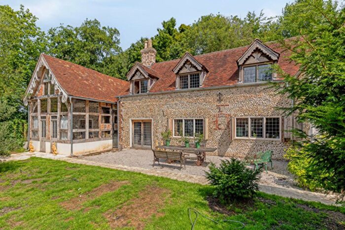 5 Bedroom Detached House For Sale In Exceptional Th-Century Home With Barn And Annexe In Saxlingham, NR25