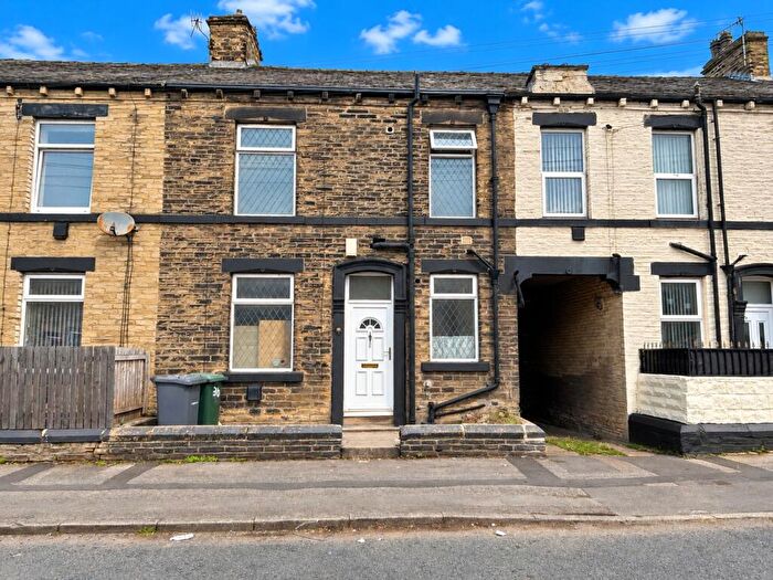 1 Bedroom Terraced House For Sale In New Hey Road, East Bowling, Bradford, West Yorkshire, BD4