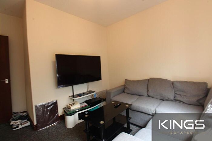 1 Bedroom Flat To Rent In Commercial Road, Southampton, SO15