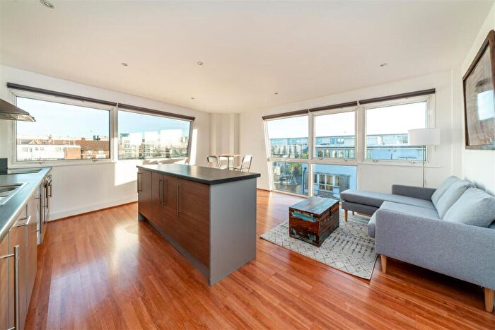 2 Bedroom Apartment To Rent In John Ruskin Street, SE5