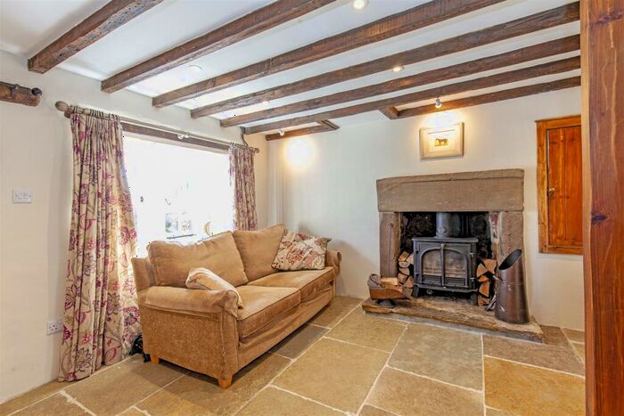 2 Bedroom Cottage For Sale In Middleton-By-Youlgrave, Bakewell, DE45