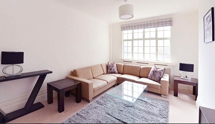 5 Bedroom Flat To Rent In Strathmore Court, Park Road, St Johns Wood, NW8