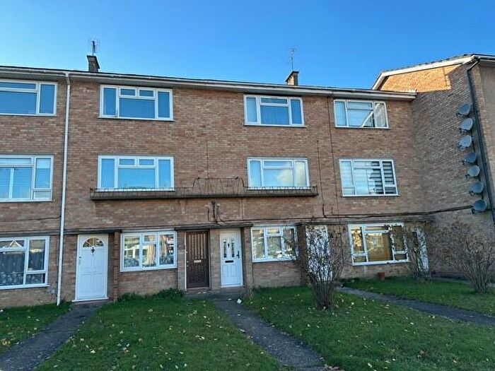 2 Bedroom Maisonette To Rent In Torquay Road, Springfield, Chelmsford, CM1